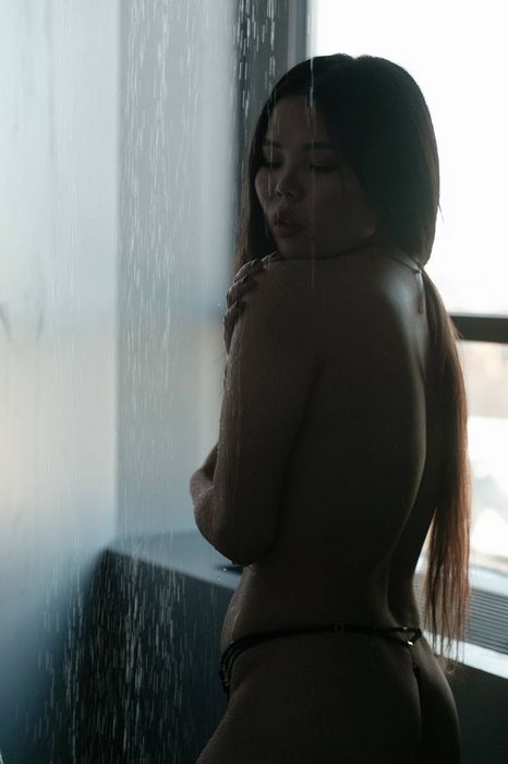 «Пьяные куртизанки: Открываем ночь возможностей и удовольствий»